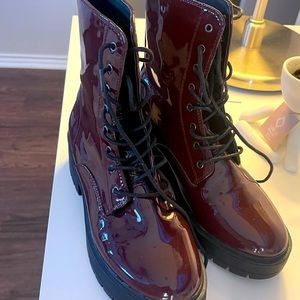 Boots Forever21 women